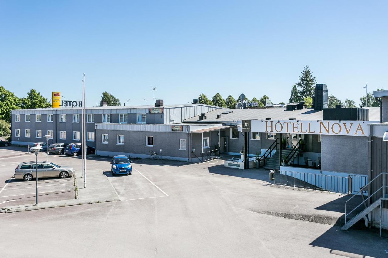 Hotell Nova Karlstad Bagian luar foto